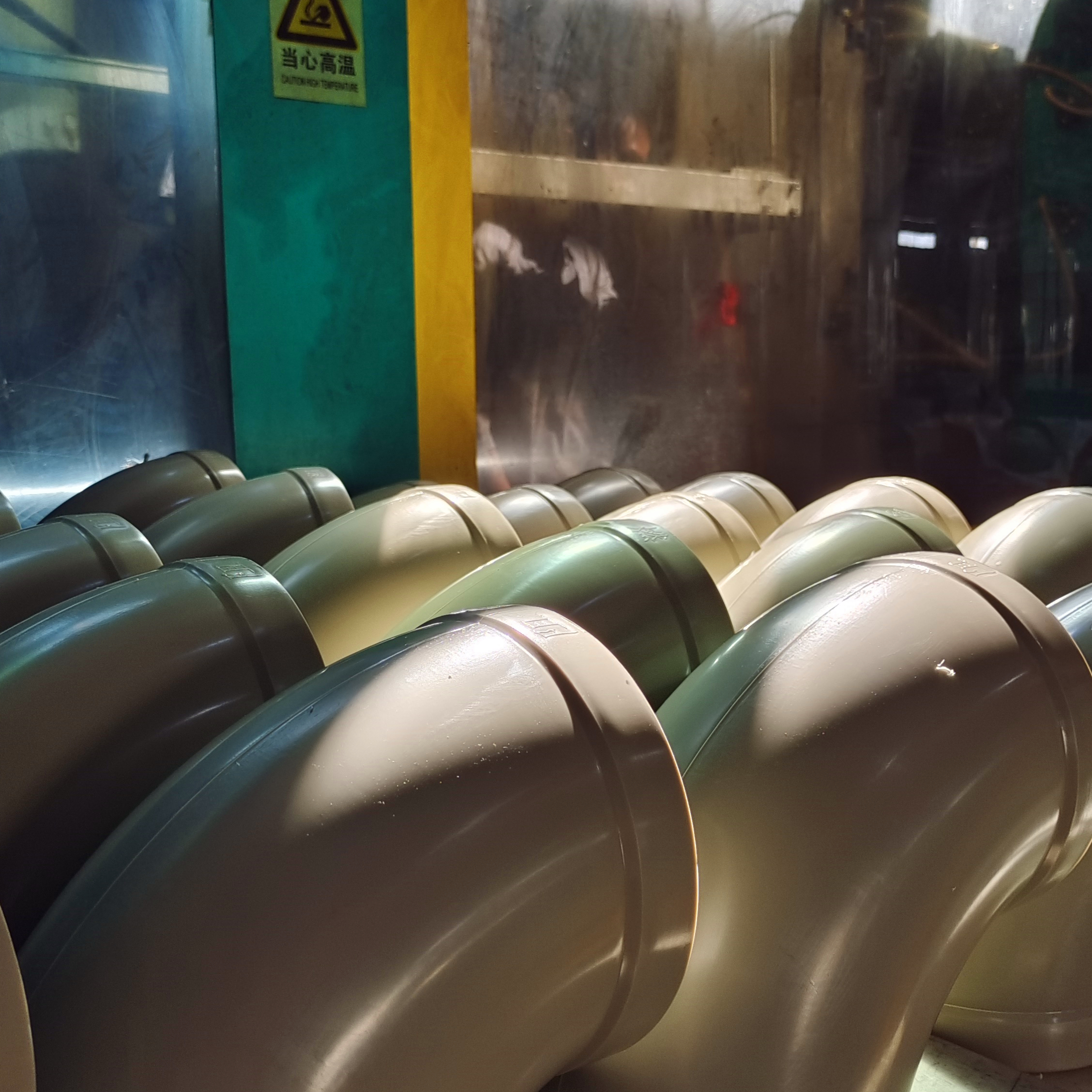 PP duct elbow processing