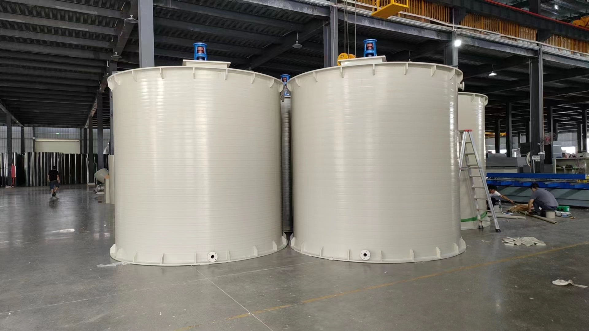 hcl tanks